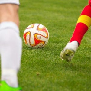 Fußballspielen mit Kunden außerhalb der gewöhnlichen Bürozeiten ist Arbeitszeit